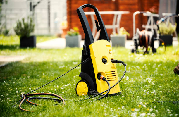 Animal Enclosure Cleaning in Killen, AL